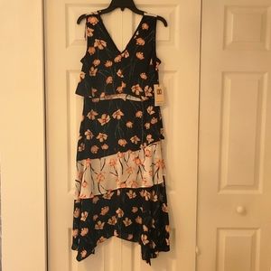 NWT Ivank layered dress 👗